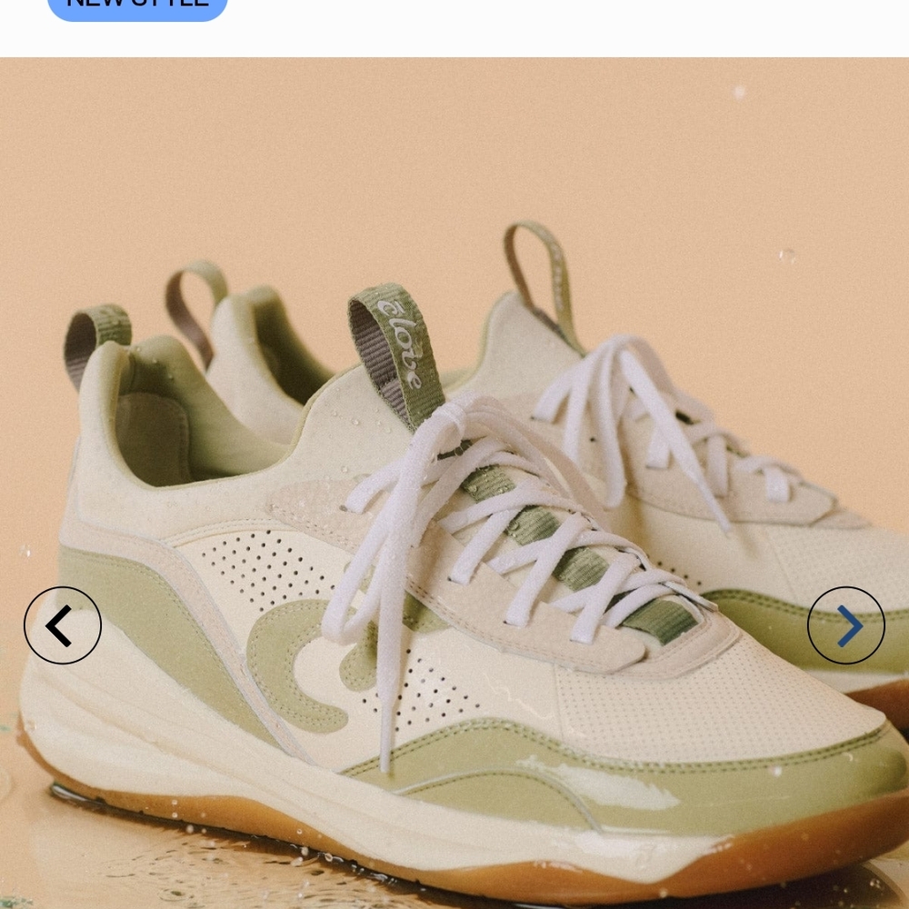 CLOVE - Veja Women's Olive and Cream Sneakers